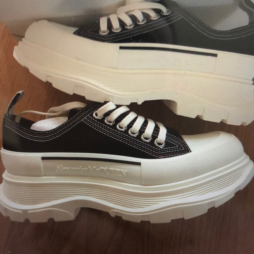 ❌SOLD Alexander McQueen Sneakers